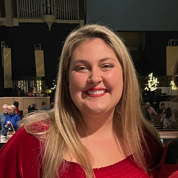 Meet your Posher, Madison - Picture 1 of 1